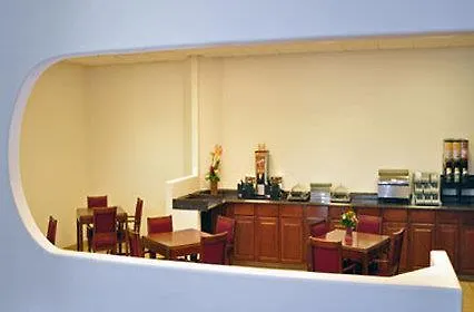 Alex Hotel And Suites 