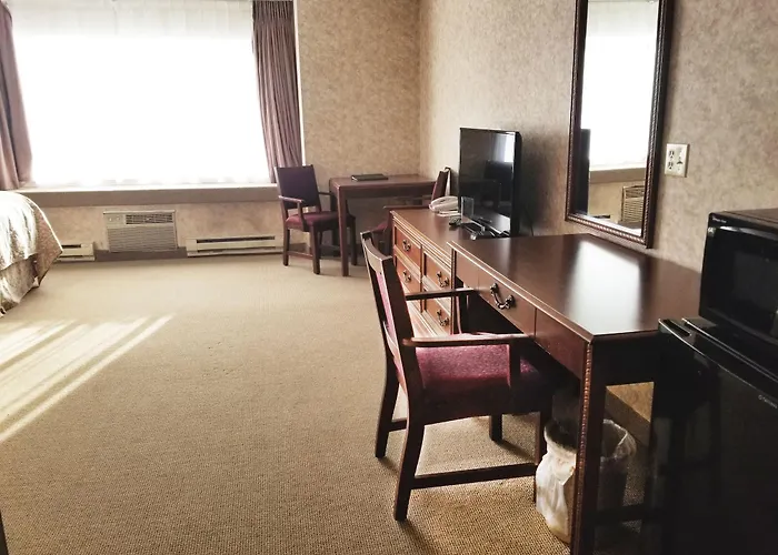 Alex Hotel And Suites
